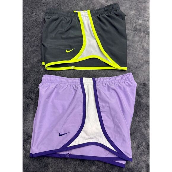 Bundle of 2 Nike Women’s Medium purple and gray running shorts #runningessential - Picture 1 of 4